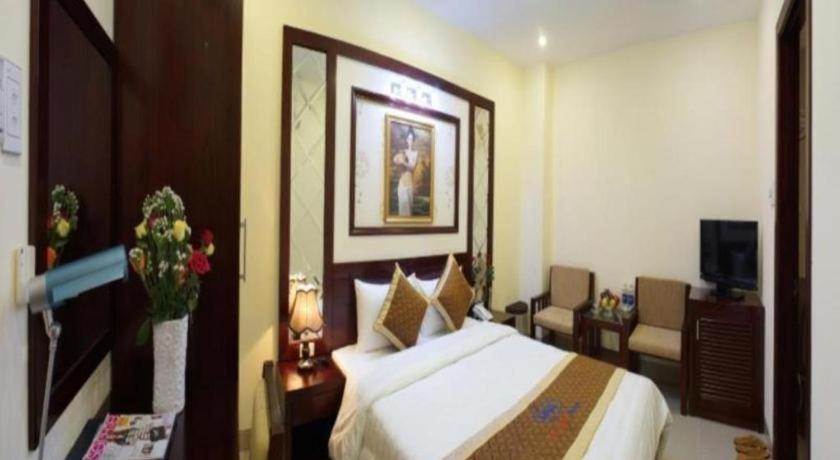 Gia Linh Hotel Da Nang Exterior photo