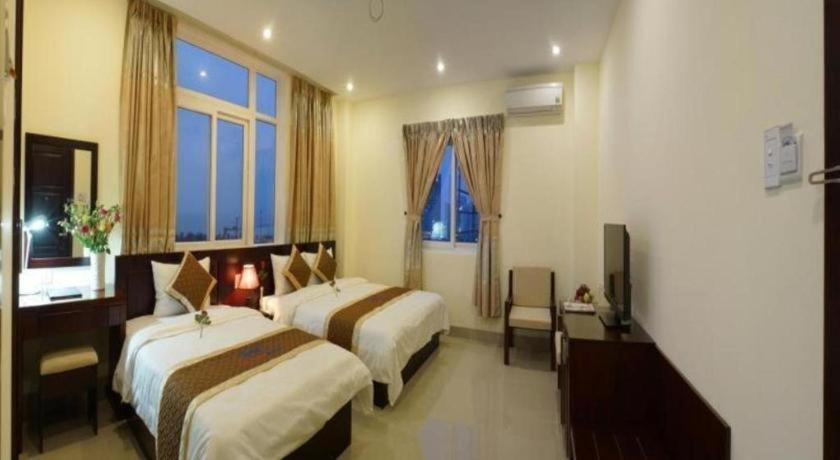 Gia Linh Hotel Da Nang Exterior photo