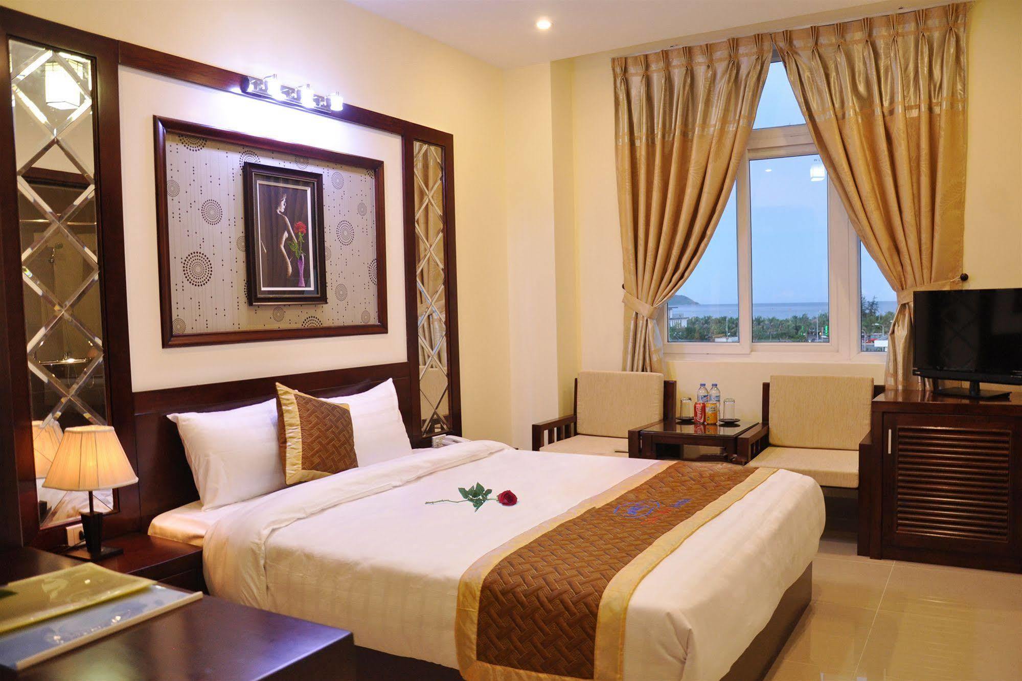 Gia Linh Hotel Da Nang Exterior photo