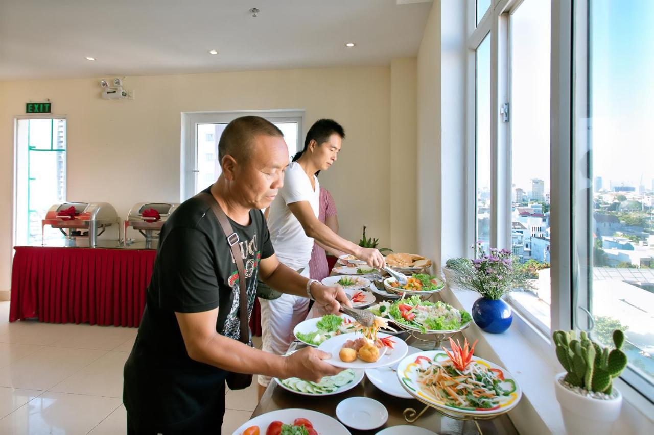 Gia Linh Hotel Da Nang Exterior photo